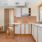 Comfortable With Parking Space By Renters * 자코파네