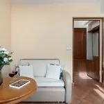 Comfortable With Parking Space By Renters * 자코파네