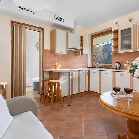 Apartmán Comfortable With Parking Space By Renters