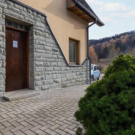 Comfortable With Parking Space By Renters